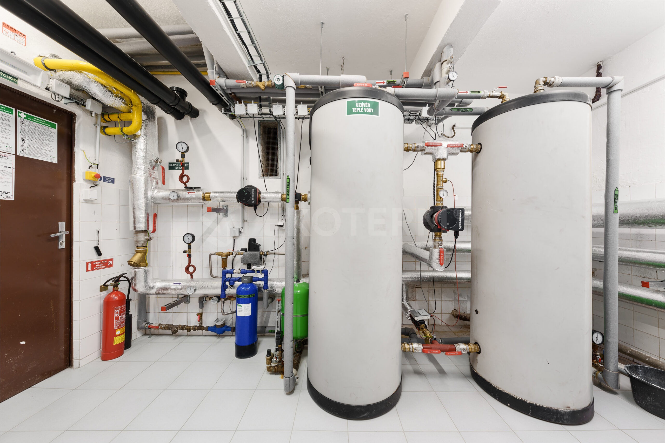 plynová kotelna - ohřívač vody ACV