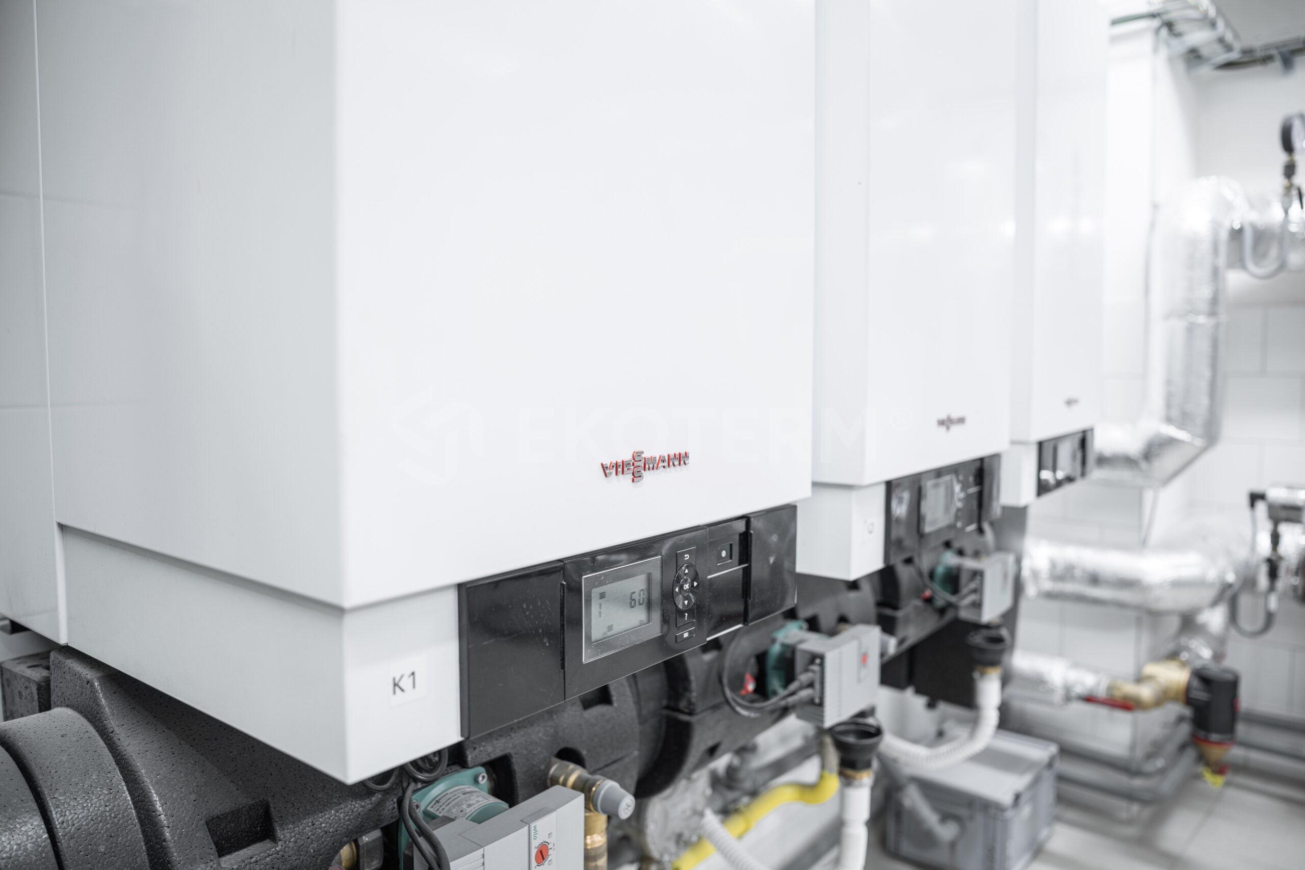 pracovníci EKOTERM při rekonstrukci kotelny – rekonstrukce a modernizace kotelny