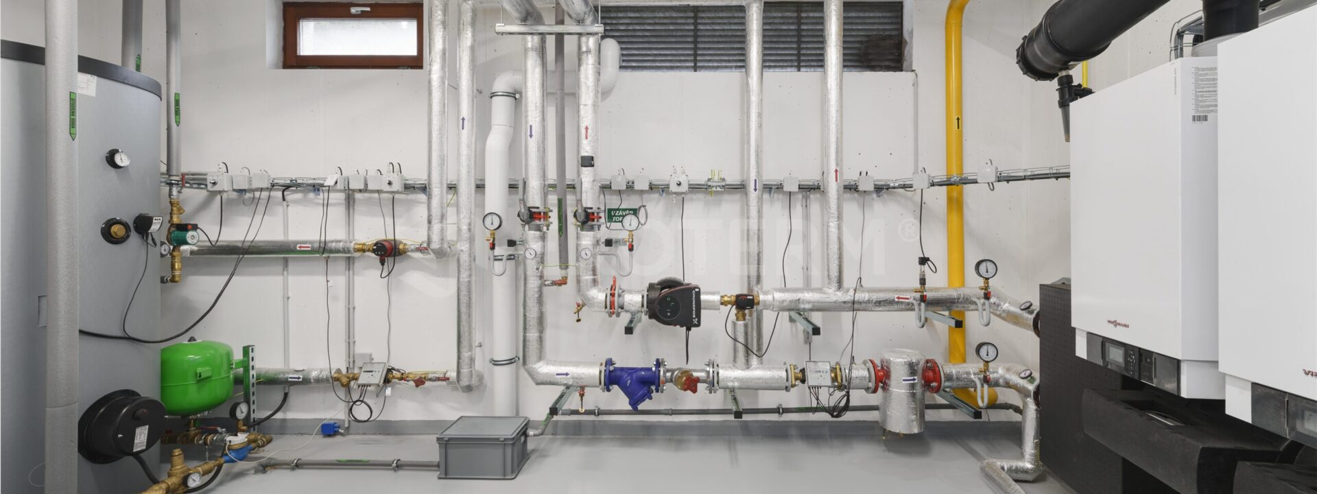 rekonstrukce kotelny 300 kW bytový dům Na Zemance Praha 4 – celkový pohled na kotelnu