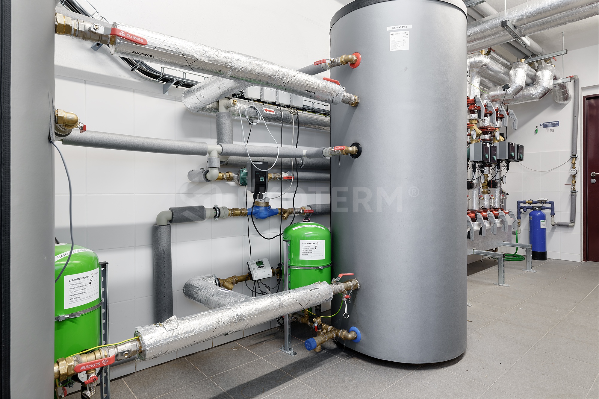 rekonstrukce kotelny 486 kW bytový dům Mošnova – měření a regulace v kotelně